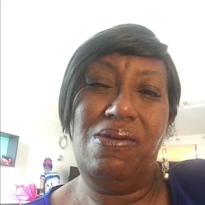 Meet your Posher, Stevette